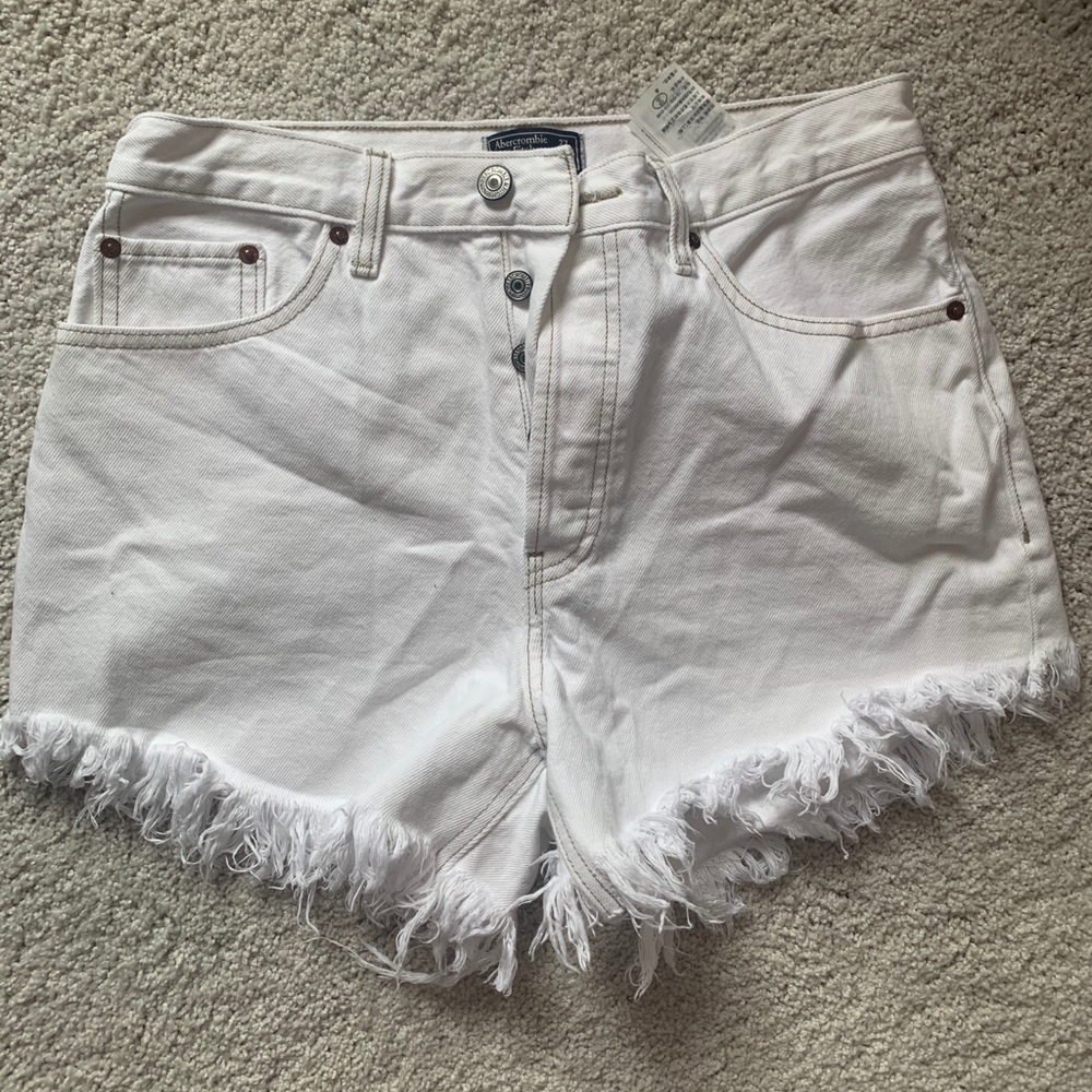 white jean shorts